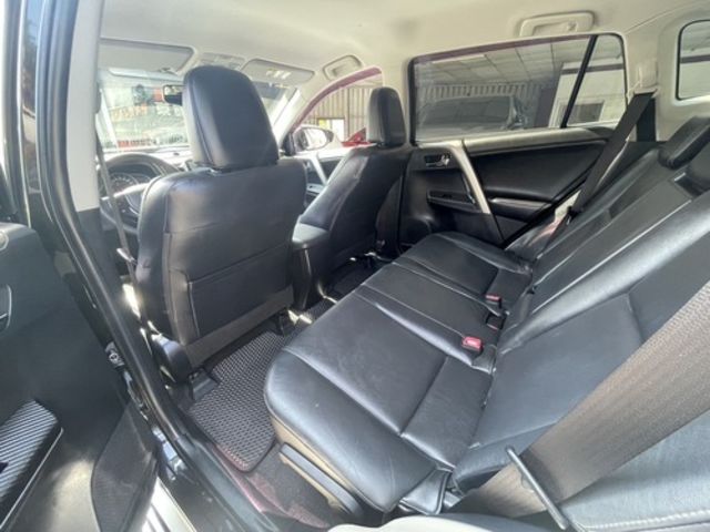 TOYOTA豐田 RAV4  第9張相片