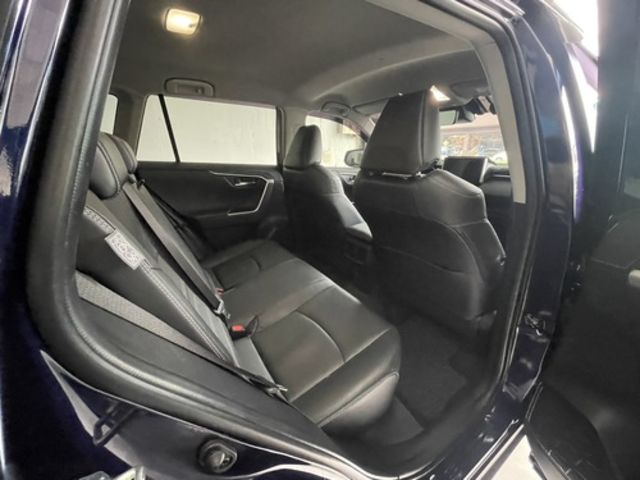 TOYOTA豐田 RAV4  第2張相片