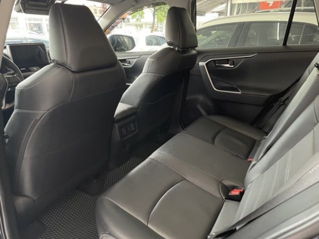 TOYOTA豐田 RAV4  第4張相片