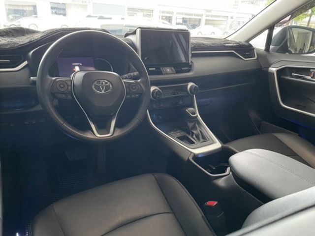 TOYOTA豐田 RAV4  第11張相片