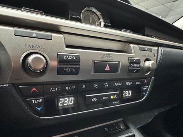 LEXUS凌志 ES300H  第5張相片