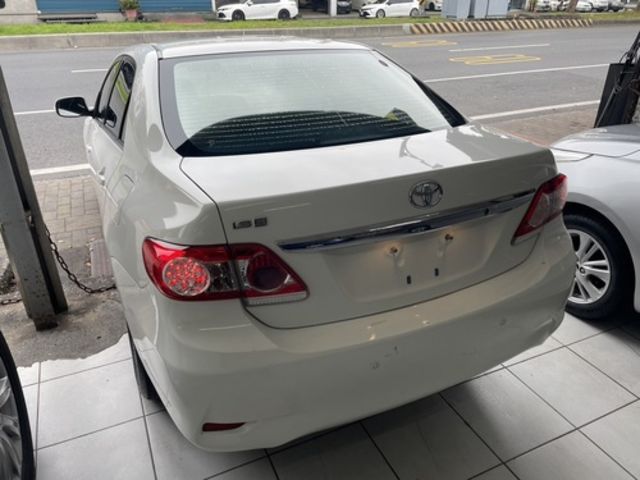 TOYOTA豐田 ALTIS  第3張相片