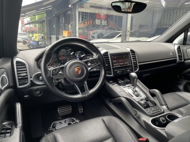 PORSCHE保時捷 CAYENNE  第4張相片