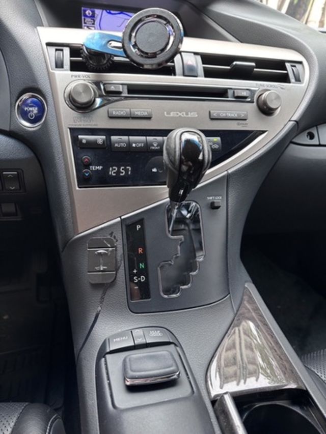 LEXUS凌志 RX450H  第13張相片