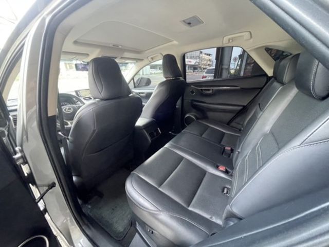 LEXUS凌志 NX300H  第4張相片