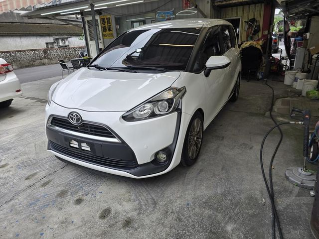 TOYOTA豐田 SIENTA  第2張相片