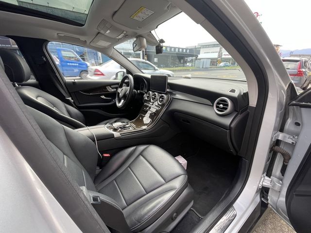 M-BENZ賓士 GLC300  第4張相片