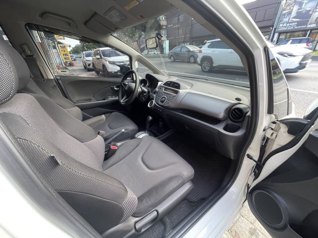 HONDA本田 FIT  第7張相片