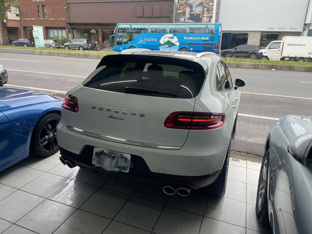 PORSCHE保時捷 MACAN  第5張相片