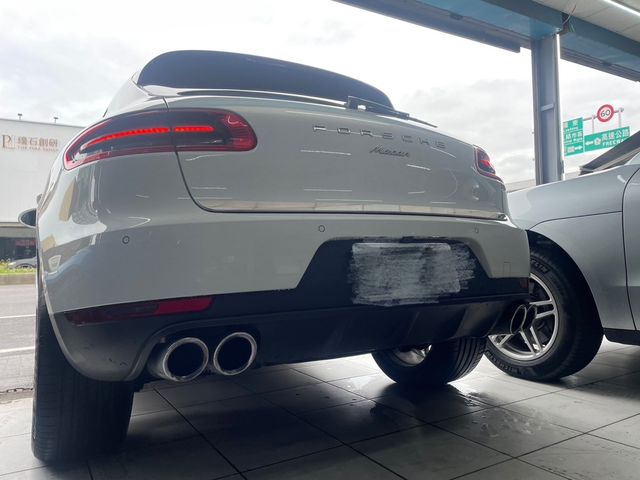 PORSCHE保時捷 MACAN  第7張相片