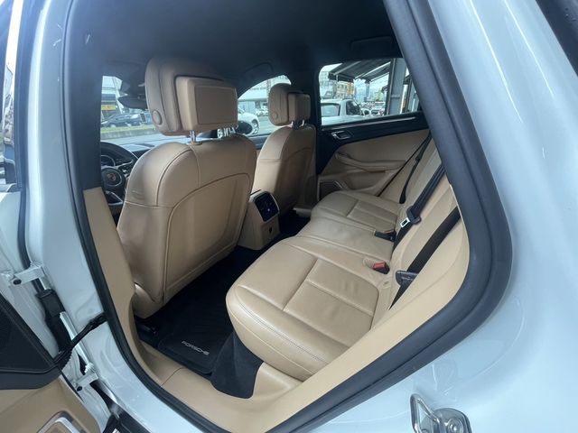 PORSCHE保時捷 MACAN  第27張相片