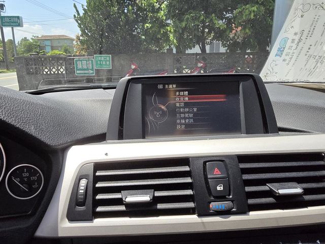 LEXUS凌志 CT200H  第11張相片