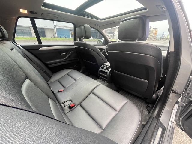 BMW寶馬 520I  第6張相片