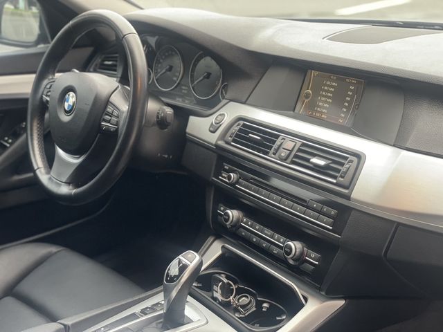 BMW寶馬 520I  第9張相片