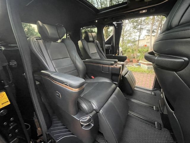 TOYOTA豐田 ALPHARD  第11張相片