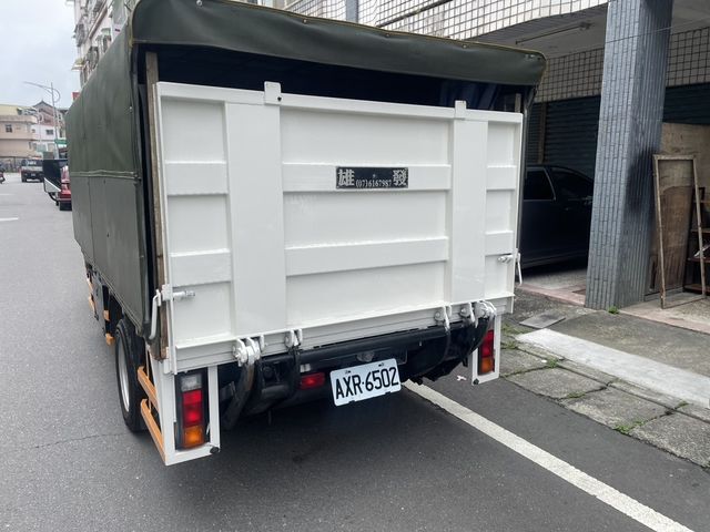 MITSUBISHI三菱 FUSO 7.5頓  第4張相片