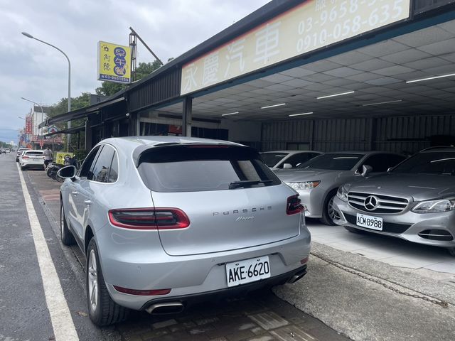 PORSCHE保時捷 MACAN  第4張相片