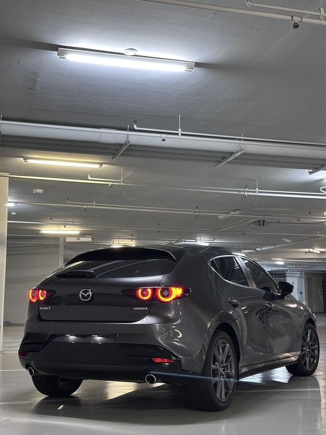 MAZDA馬自達 MAZDA 3  第2張相片