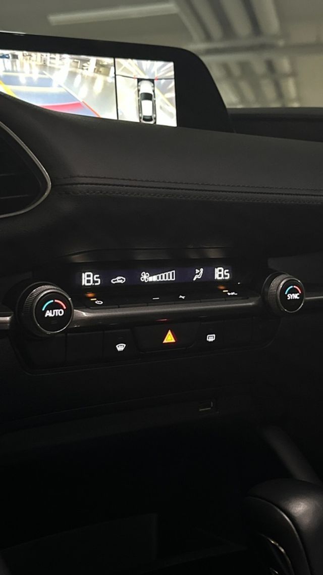 MAZDA馬自達 MAZDA 3  第11張相片