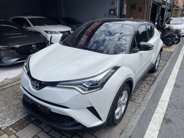 TOYOTA豐田 C-HR  第1張相片