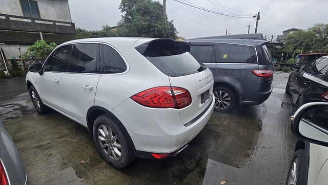 PORSCHE保時捷 CAYENNE  第4張相片