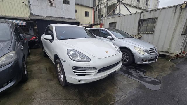 PORSCHE保時捷 CAYENNE  第5張相片