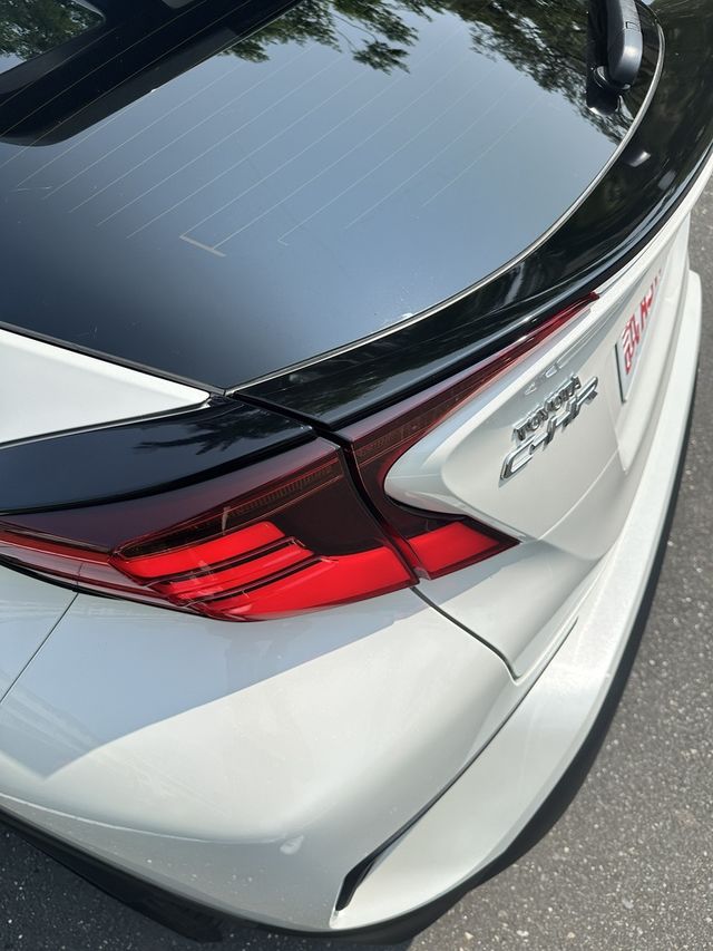 TOYOTA豐田 C-HR  第4張相片