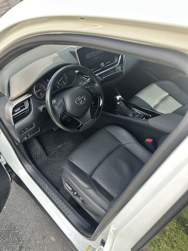 TOYOTA豐田 C-HR  第15張相片