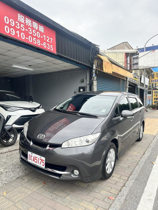 TOYOTA豐田 WISH  第1張相片