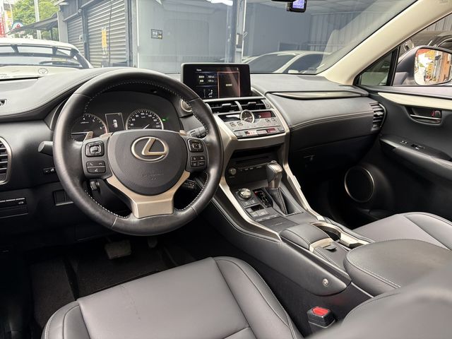 LEXUS凌志 NX200  第11張相片