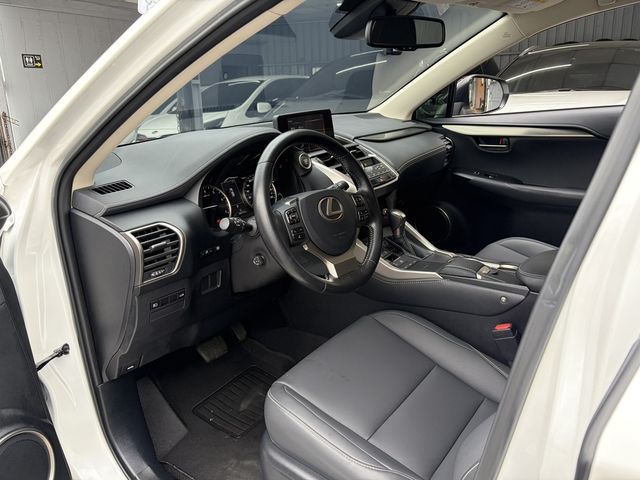 LEXUS凌志 NX200  第12張相片
