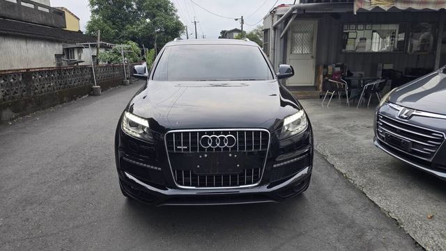 AUDI奧迪 Q7  第3張相片