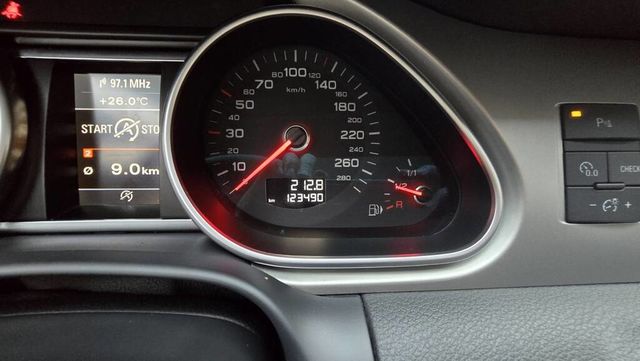 AUDI奧迪 Q7  第18張相片
