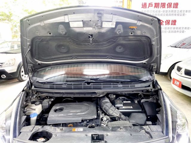 2017CARENS CRDI 1.7柴油旗艦版 有保固 全車原鈑件 衛星導航 倒車顯影 定速 恆溫空調 後座出風口  第5張相片