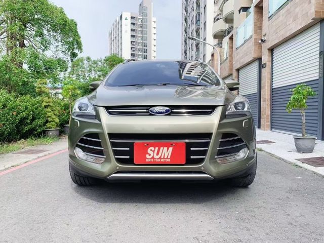 2.0 Ecoboost-四輪傳動、KEYLESS、改裝鋁圈、全景天窗、電動尾門、車道偏離警示、定速巡航、循跡防滑系統  第3張相片