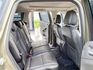 2.0 Ecoboost-四輪傳動、KEYLESS、改裝鋁圈、全景天窗、電動尾門、車道偏離警示、定速巡航、循跡防滑系統  第14張縮圖