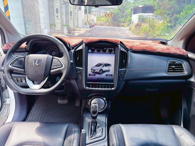 U5 APA智駕版 年輕就要不一樣 開出你的潮流態度 會自己停車的帥車 懂停才叫懂開 配備誠意十足 價格佛到不科學  第7張相片