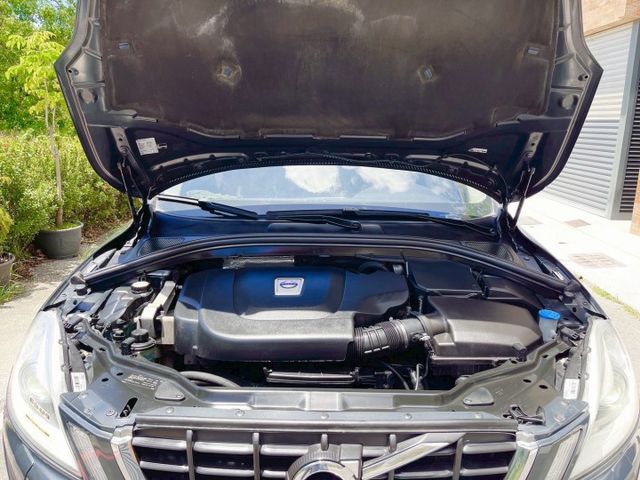 XC60 D5豪華版 柴油鋼砲北歐魂再現 風馳電掣如磐石之穩 質感雕塑雅型低調奢華氣場 享受來自北歐的質感生活  第6張相片