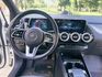 B200 1.3 總代理  新款 10月出廠(20年式) 液晶數位儀表/氣氛燈/CARPLAY/認證車  第10張縮圖