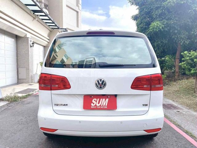 2015年 福斯 TOURAN 1.6 柴油 七人座 省油省稅 認證車  第4張相片