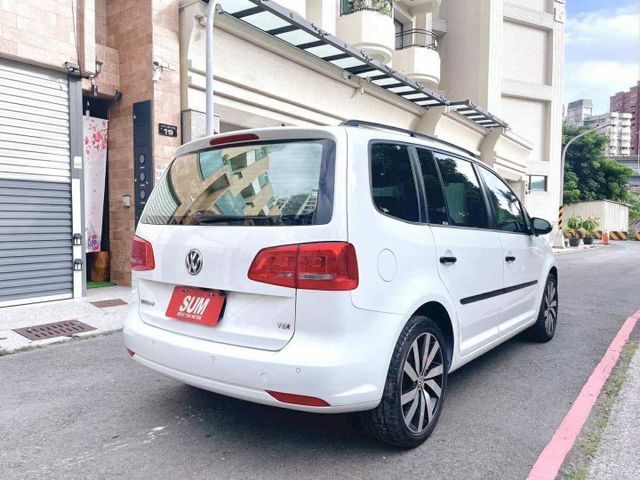 2015年 福斯 TOURAN 1.6 柴油 七人座 省油省稅 認證車  第5張相片