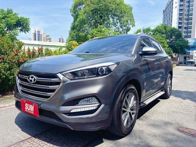 2017年 現代 Tucson 時尚款 灰色 認證車  第1張相片