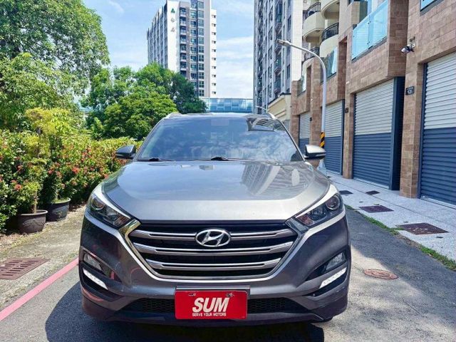2017年 現代 Tucson 時尚款 灰色 認證車  第2張相片