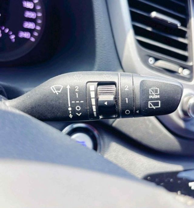 2017年 現代 Tucson 時尚款 灰色 認證車  第13張相片