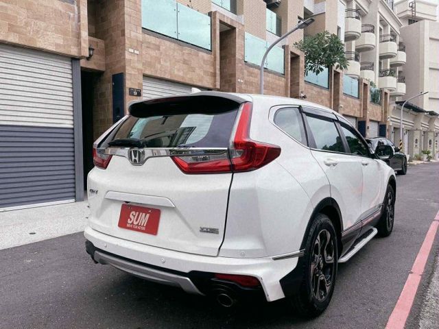 Honda CR-V 2019款 1.5 S 白色  第4張相片