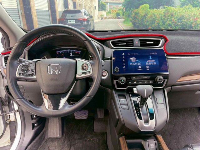Honda CR-V 2019款 1.5 S 白色  第7張相片
