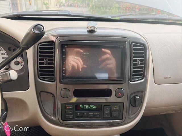 2006年 福特 ESCAPE 2.3L 汽油 黑灰色  第11張相片