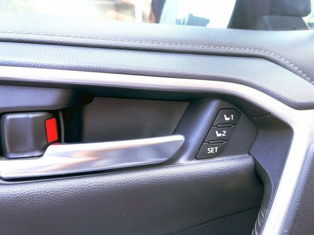 2019年 Toyota RAV4 2.0L旗艦 灰色 認證車  第16張相片