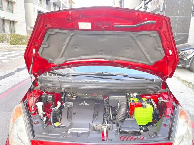 2015年 三菱 Colt Plus 1.5L 豪華型 X-SPORT  安卓機  免鑰匙 認證保固車  第6張相片