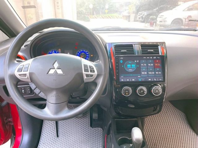 2015年 三菱 Colt Plus 1.5L 豪華型 X-SPORT  安卓機  免鑰匙 認證保固車  第8張相片